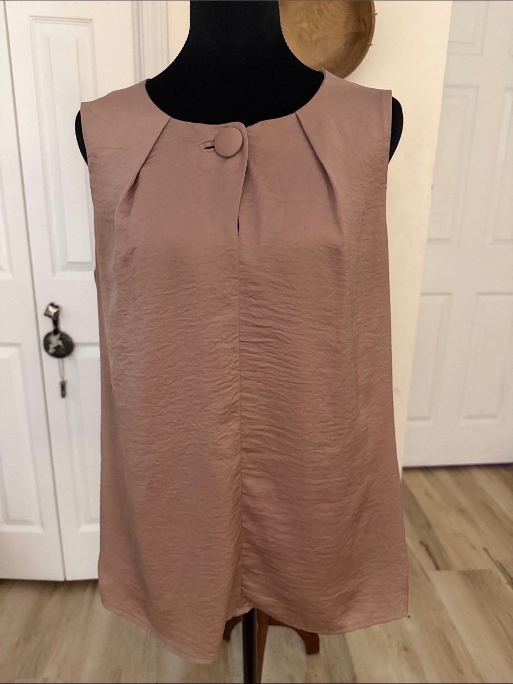 CAbi Dusty Rose Sleeveless Button-Accent Camisole